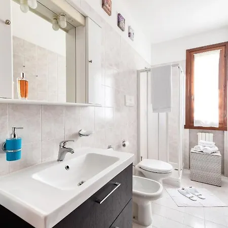 Wolf House - Apartment *