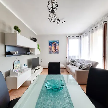 Wolf House - Apartment *
