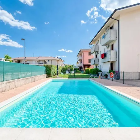 Apartment Wolf House - Sirmione