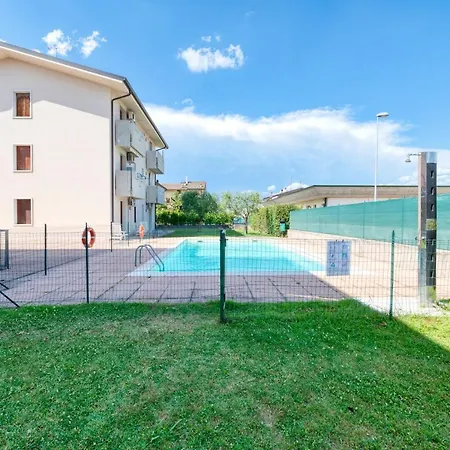 Apartment Wolf House - Sirmione