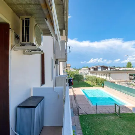 Apartment Wolf House - Sirmione